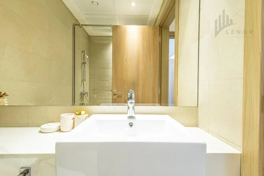 Chic 2Br With Partial Burj Khalifa View Apartment Dubai