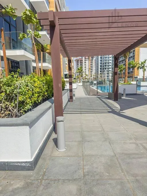 Apartament Chic 2Br With Partial Burj Khalifa View Dubaj