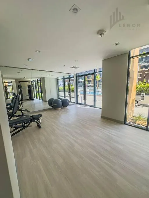 Apartament Chic 2Br With Partial Burj Khalifa View Dubaj